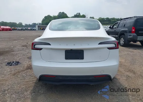 2024 Tesla Model 3 Long Range Dual Motor All-Wheel Drive/Rear-Wheel Drive z USA, uszkodzony, nr VIN 5YJ3E1EA5RF830431